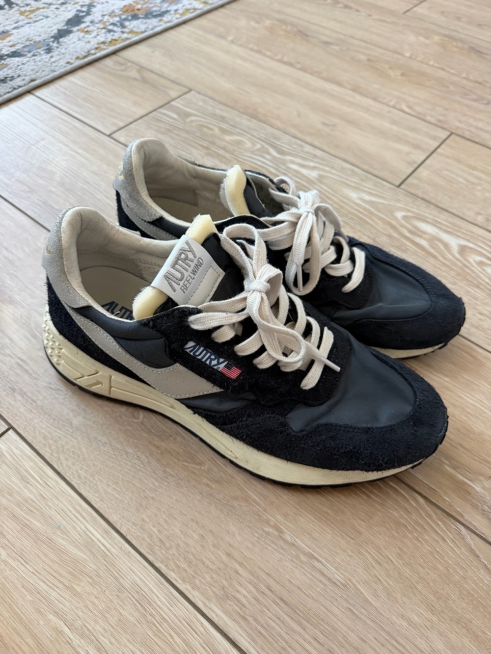 Autry Reelwind Suede Retro Trainer Sneakers in navy